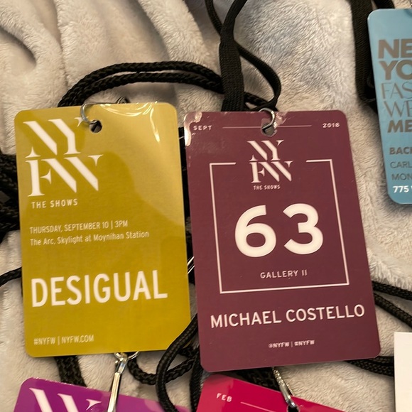 NYFW - Assorted backstage passes to some great shows! Ten in collection. - Picture 2 of 5